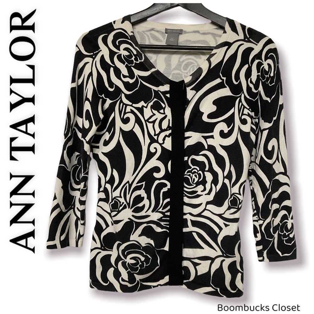 Ann Taylor button Down Printed Cardigan Petite XS Silk, Cotton Bold Flor…